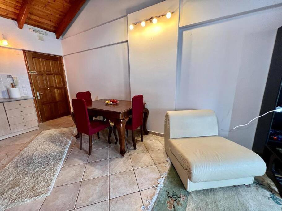 Στούντιο Κέντρου Άνω Πόλης Πάτρας Apartman Kültér fotó