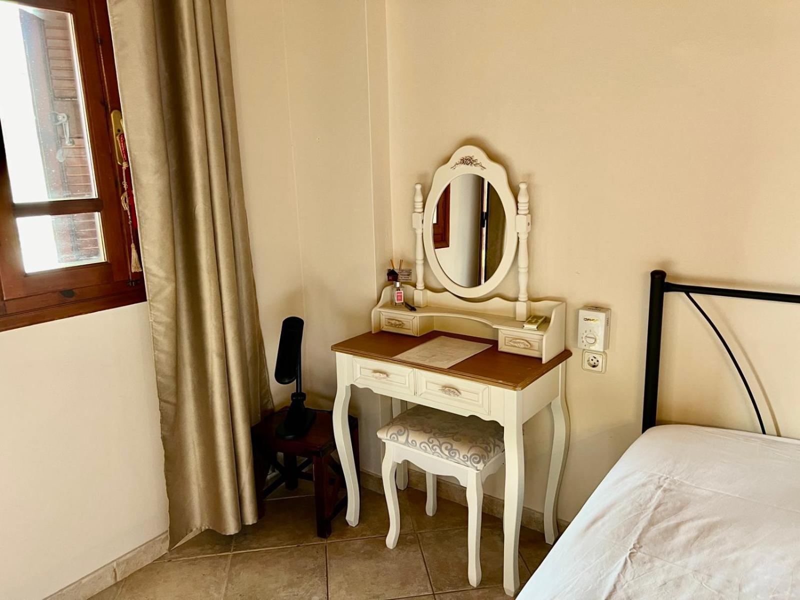 Στούντιο Κέντρου Άνω Πόλης Πάτρας Apartman Kültér fotó